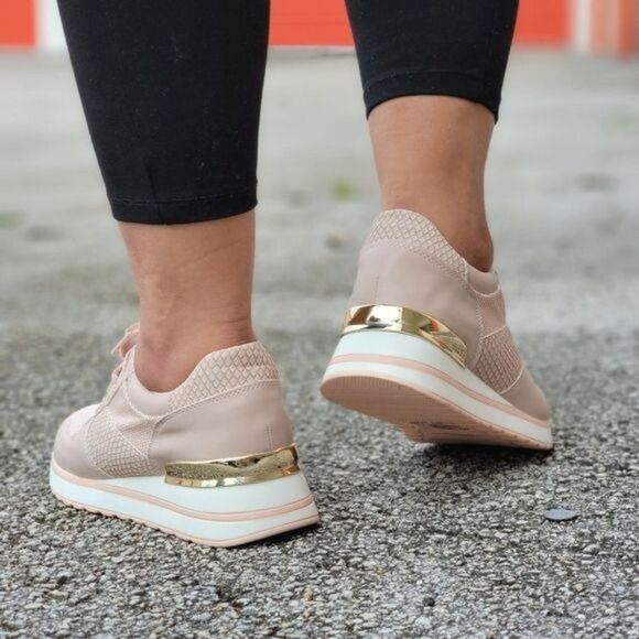 Sports Women's Lace-up Blush Sneakers - Picture 5 of 5